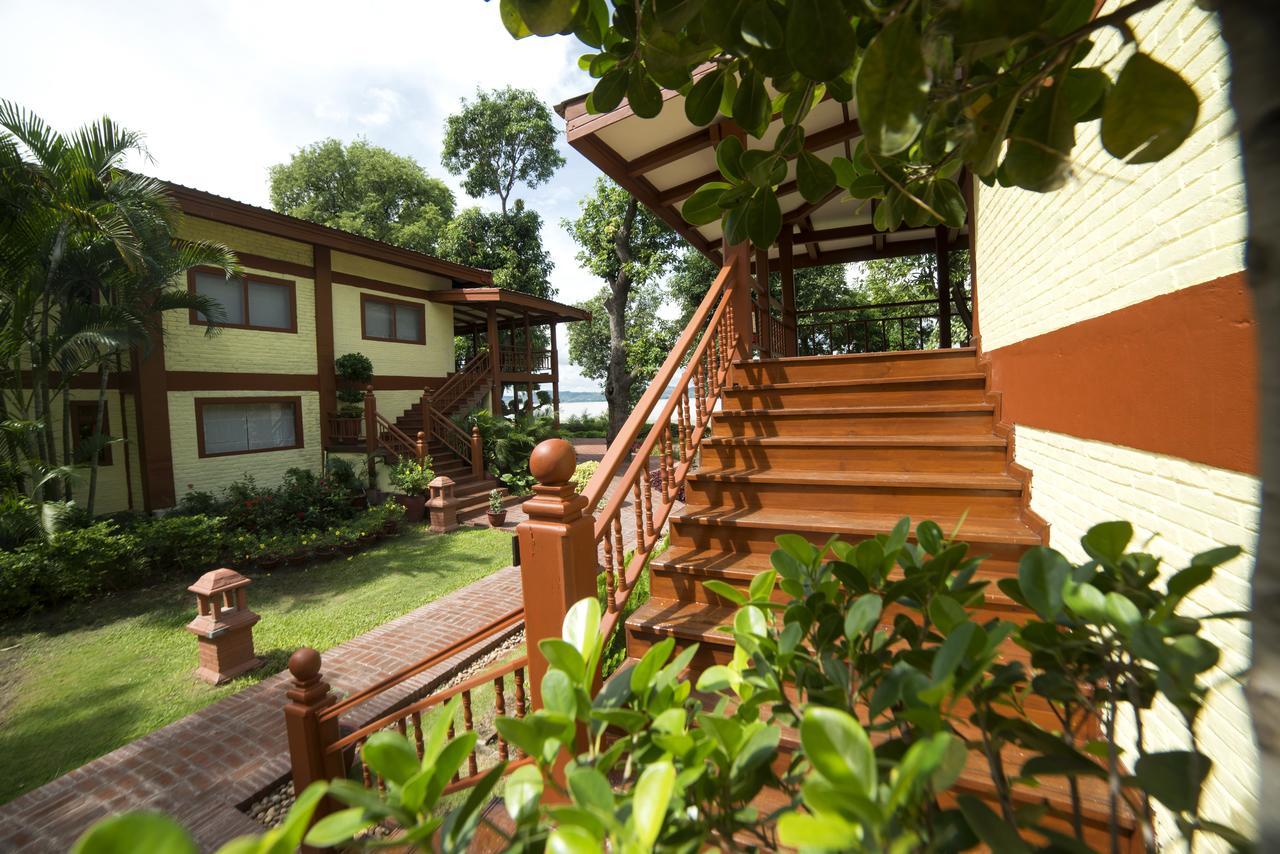 Bagan Thiripyitsaya Sanctuary Resort Exterior photo